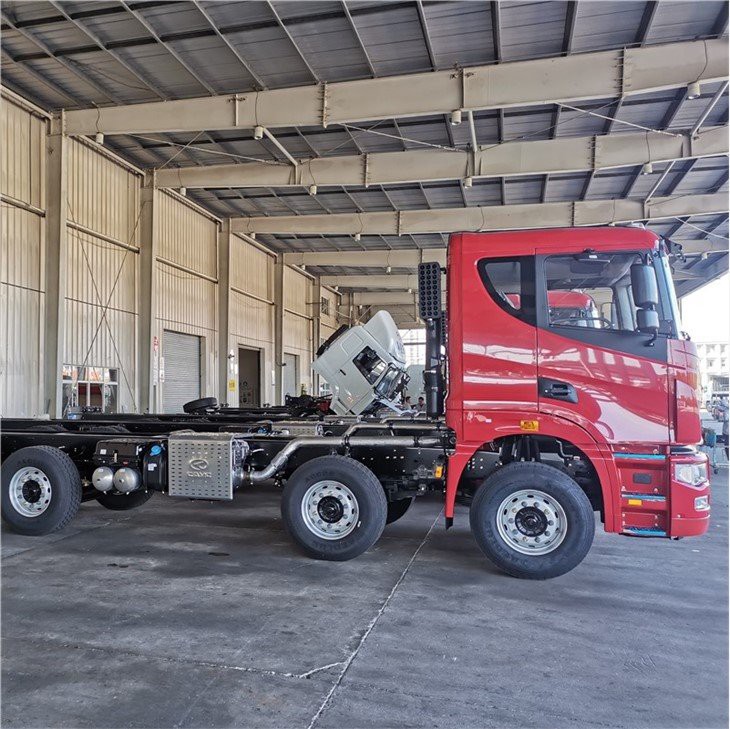 14 Wheeler Cargo Truck2