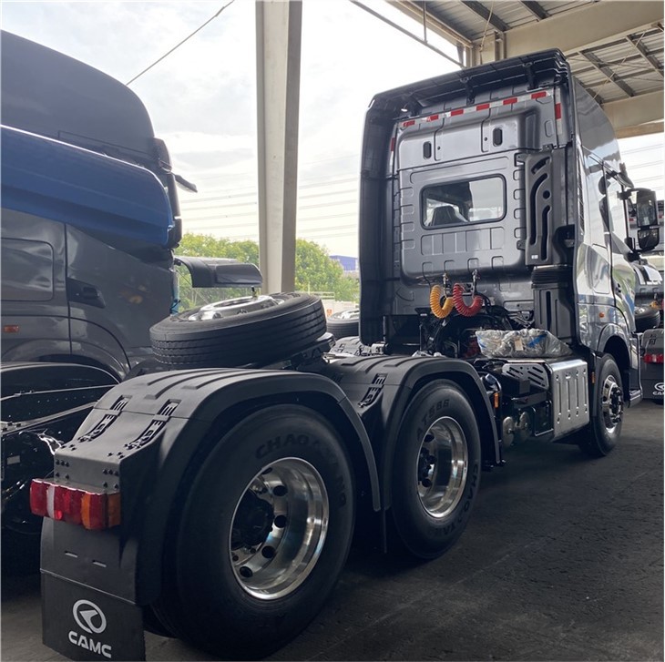 CAMC Tractor truck4