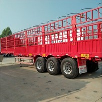 Грузовой полуприцеп