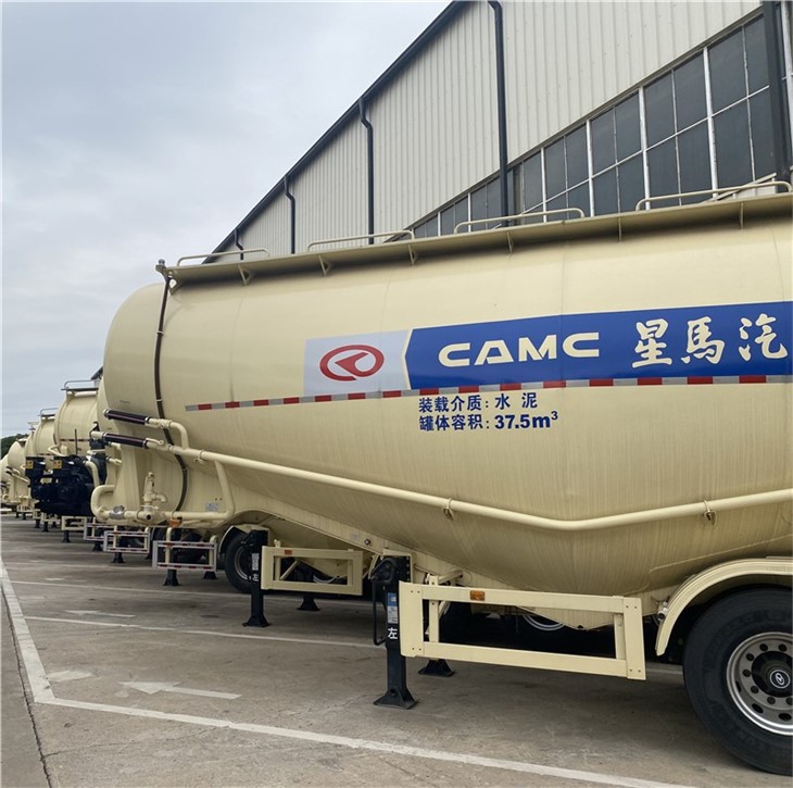 Cement tank trailer2