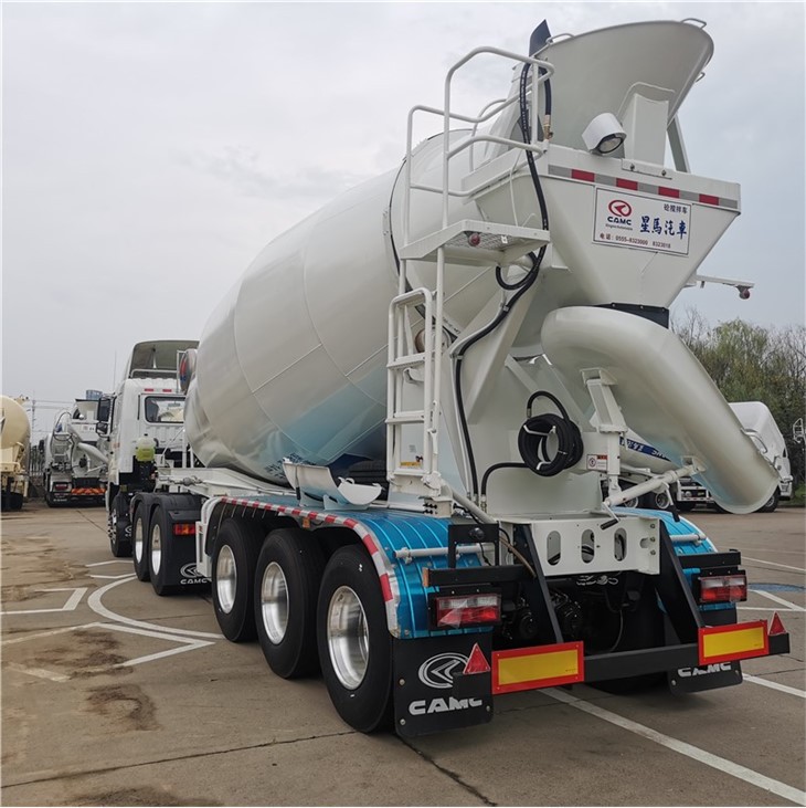 Semi trailer concrete mixer3